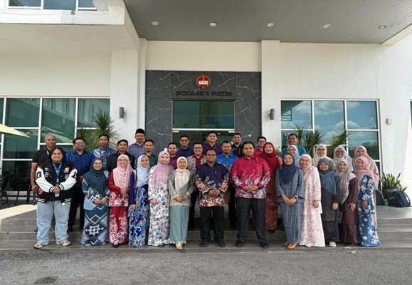 Empowering MRSM Educators Through Digital Innovation: UPSI, MARA, Samsung & Pinkast Collaboration