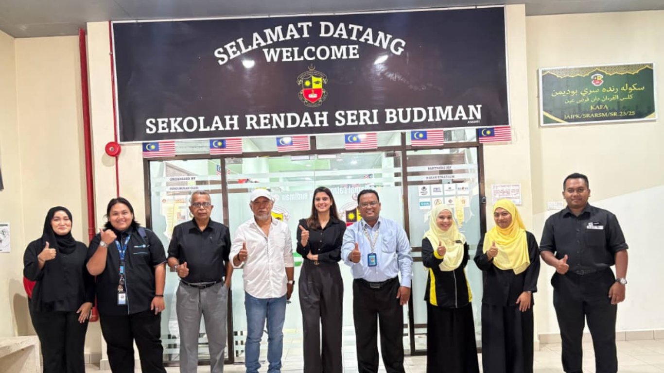 Empowering Educators: The Future of Interactive Learning at Sekolah Rendah Seri Budiman
